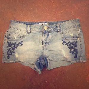Mossimo jean shorts with embroidery